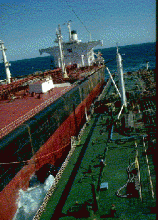Image of tanker Flying Clipper alongside the Kirki