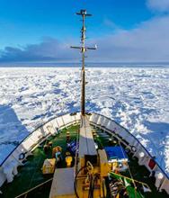 Image of the Akademik Shokalskiy beset by ice