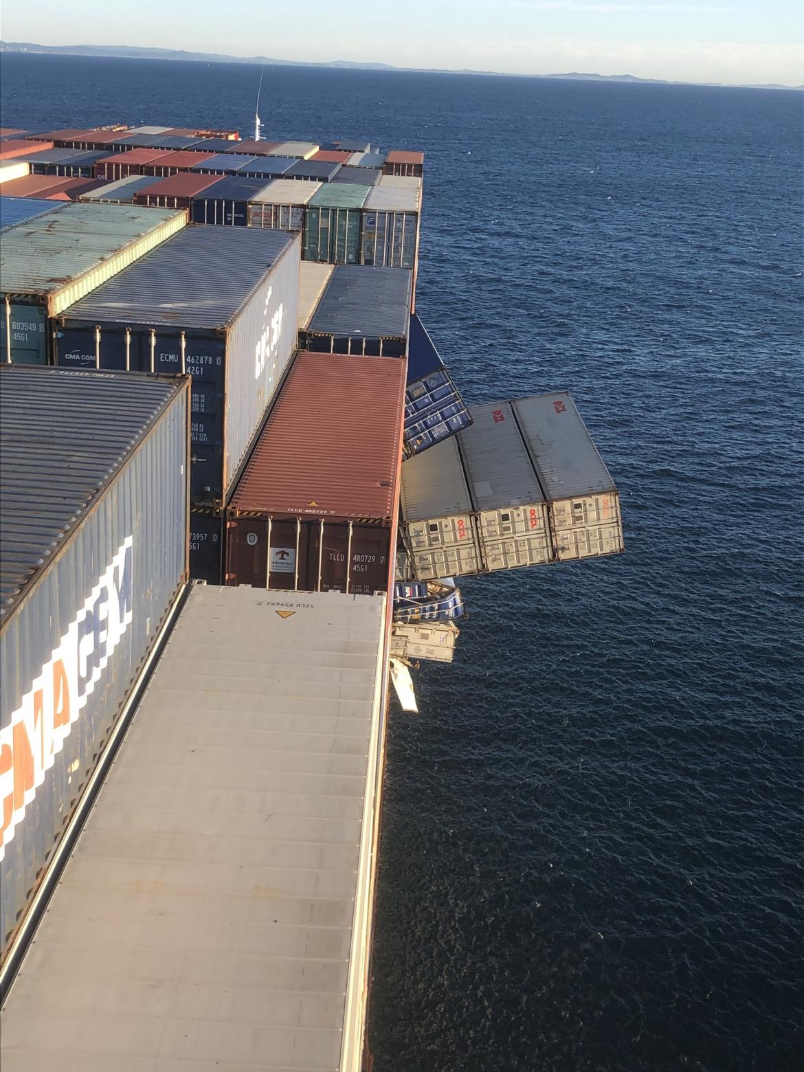 Containers falling