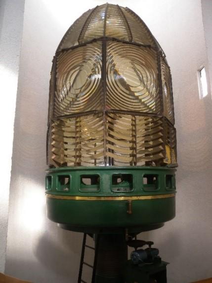 Figure 10. Dioptric lens on display at Narooma (Source: AMSA)
