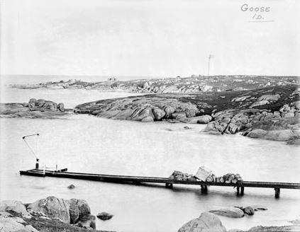 Figure 12. Goose Island jetty and tramway (1917). Courtesy of the National Archives of Australia. (© Commonwealth of Australia, National Archives of Australia)
