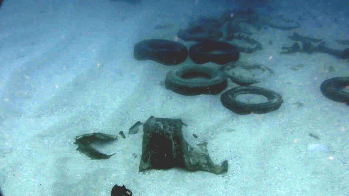 tyres underwater