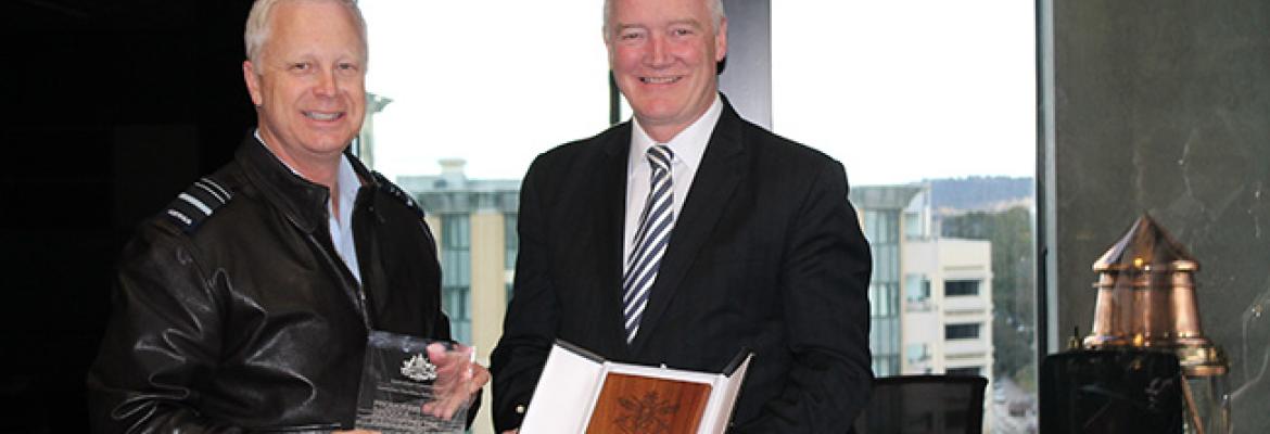 Vice Chief of the Defence Force, Air Marshal Mark Binskin and Chief Executive Officer, Graham Peachey