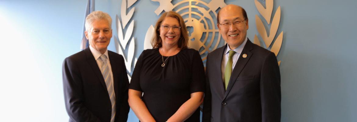 Australia’s High Commissioner to the United Kingdom, HE Stephen Smith, Minister Catherine King and IMO Secretary General Kitack Lim. 